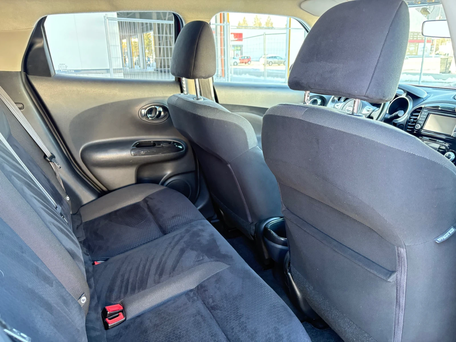 Nissan Juke 1.5 dci, снимка 12 - Автомобили и джипове - 53749893