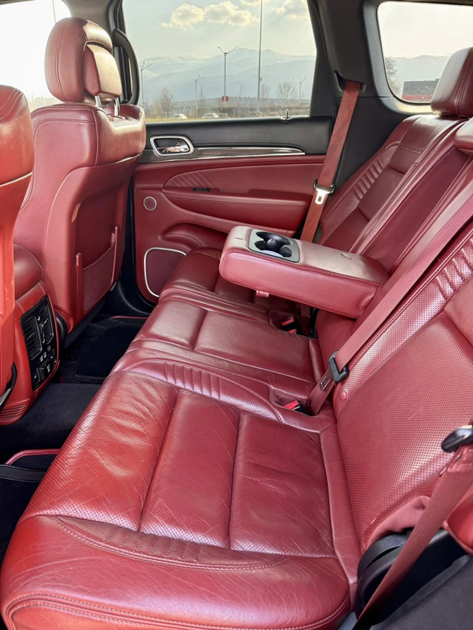 Jeep Grand cherokee TRACK HAWK, снимка 13 - Автомобили и джипове - 54039305