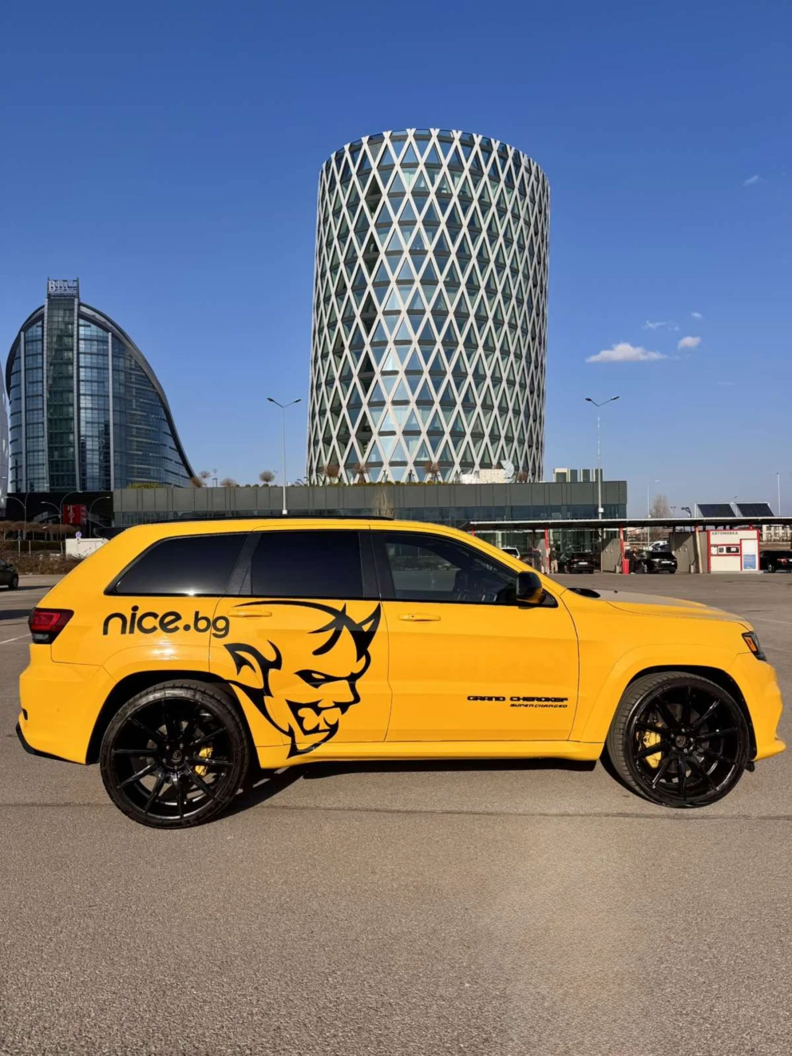 Jeep Grand cherokee TRACK HAWK, снимка 4 - Автомобили и джипове - 54039305