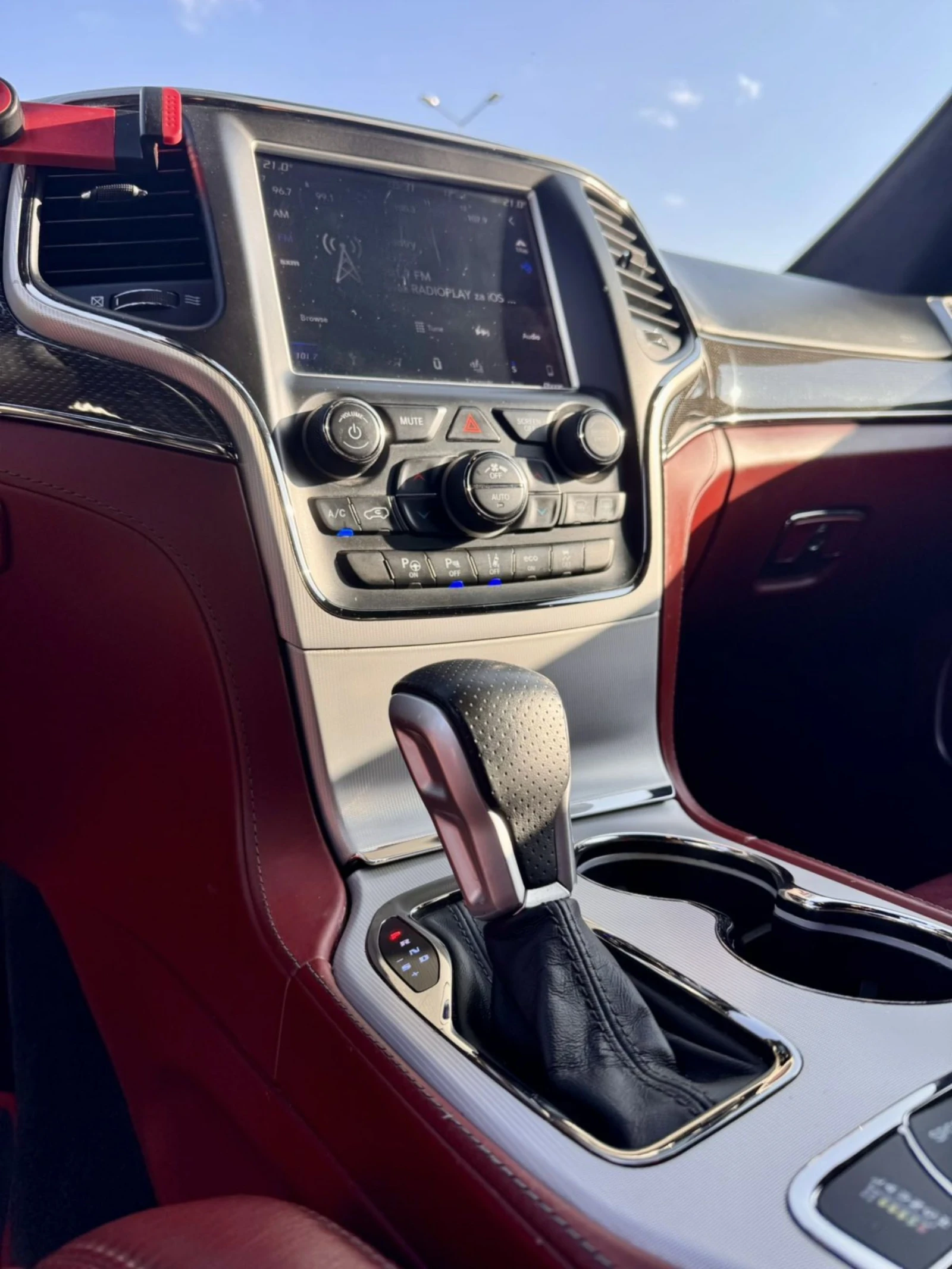 Jeep Grand cherokee TRACK HAWK, снимка 12 - Автомобили и джипове - 54039305