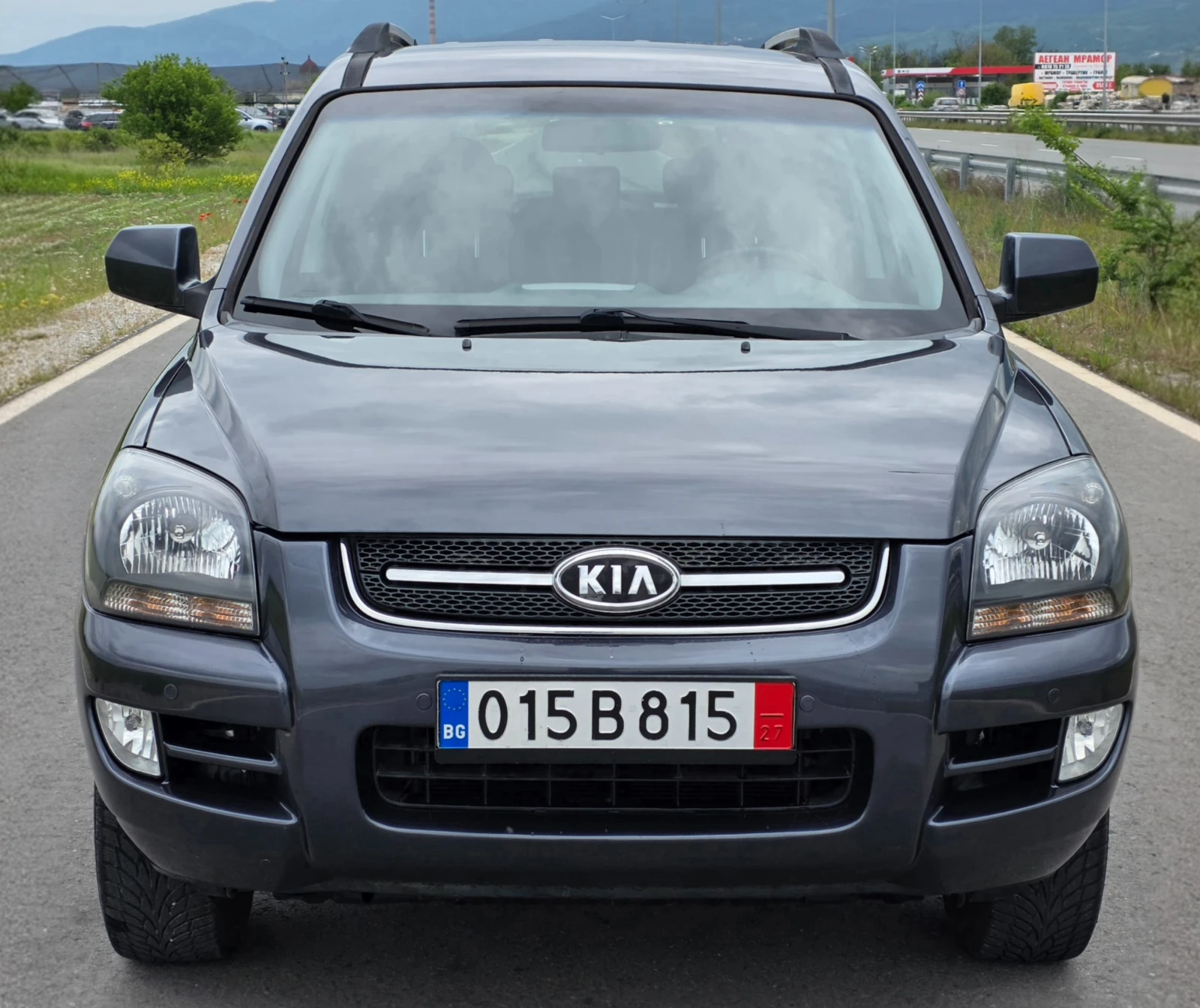 Kia Sportage 2.0CRDI 140ks 4WD 141000km !!!, снимка 3 - Автомобили и джипове - 54496474