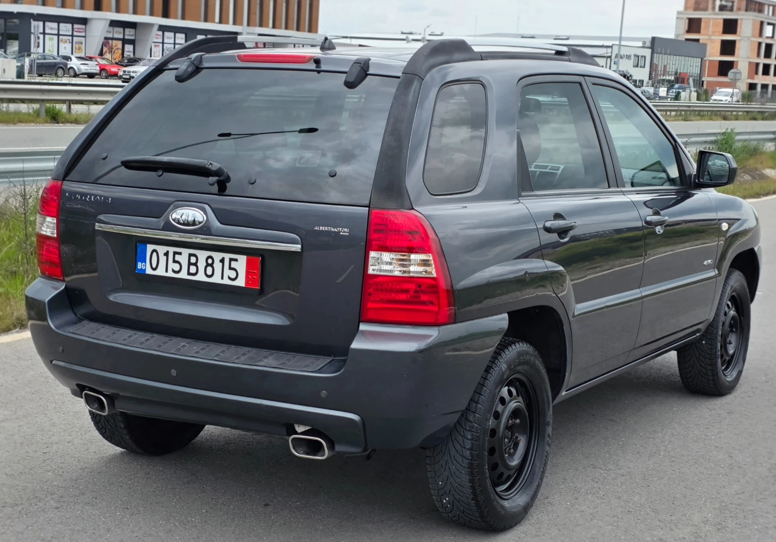 Kia Sportage 2.0CRDI 140ks 4WD 141000km !!!, снимка 6 - Автомобили и джипове - 54496474