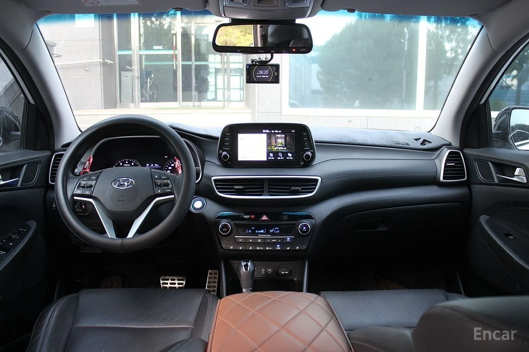 Hyundai Tucson, снимка 7 - Автомобили и джипове - 54634501