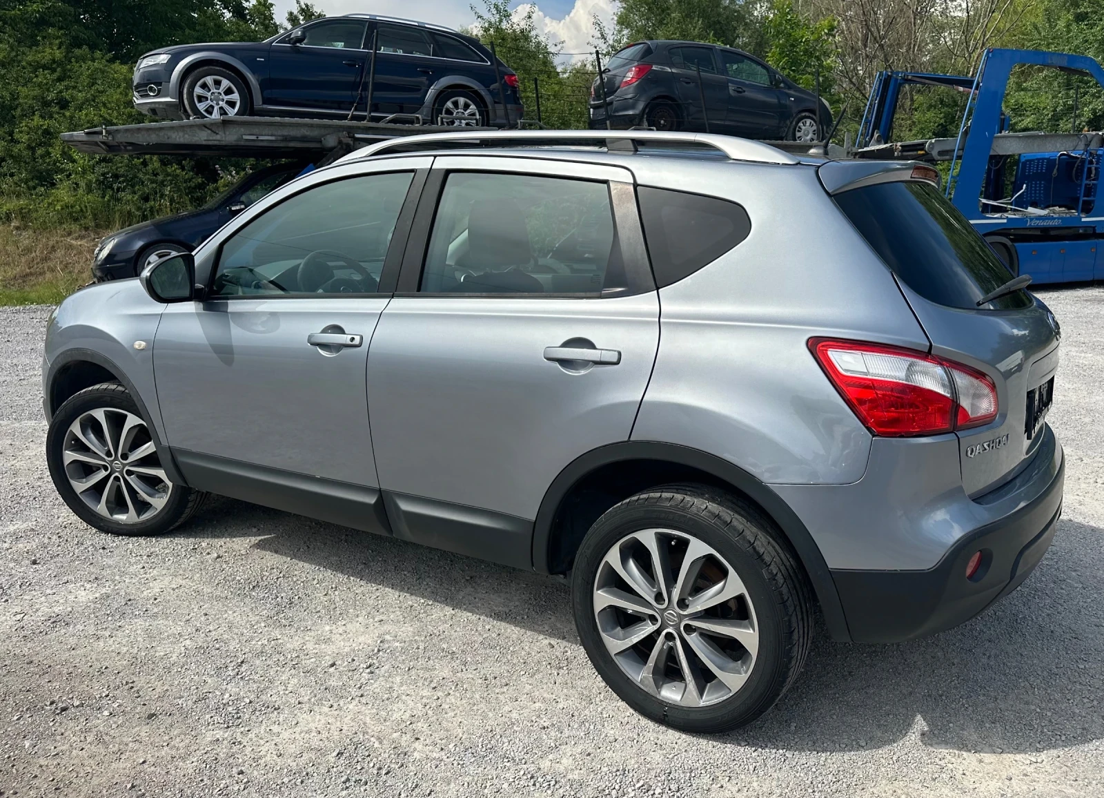 Nissan Qashqai 1.5dci-110k.s., снимка 6 - Автомобили и джипове - 54854902