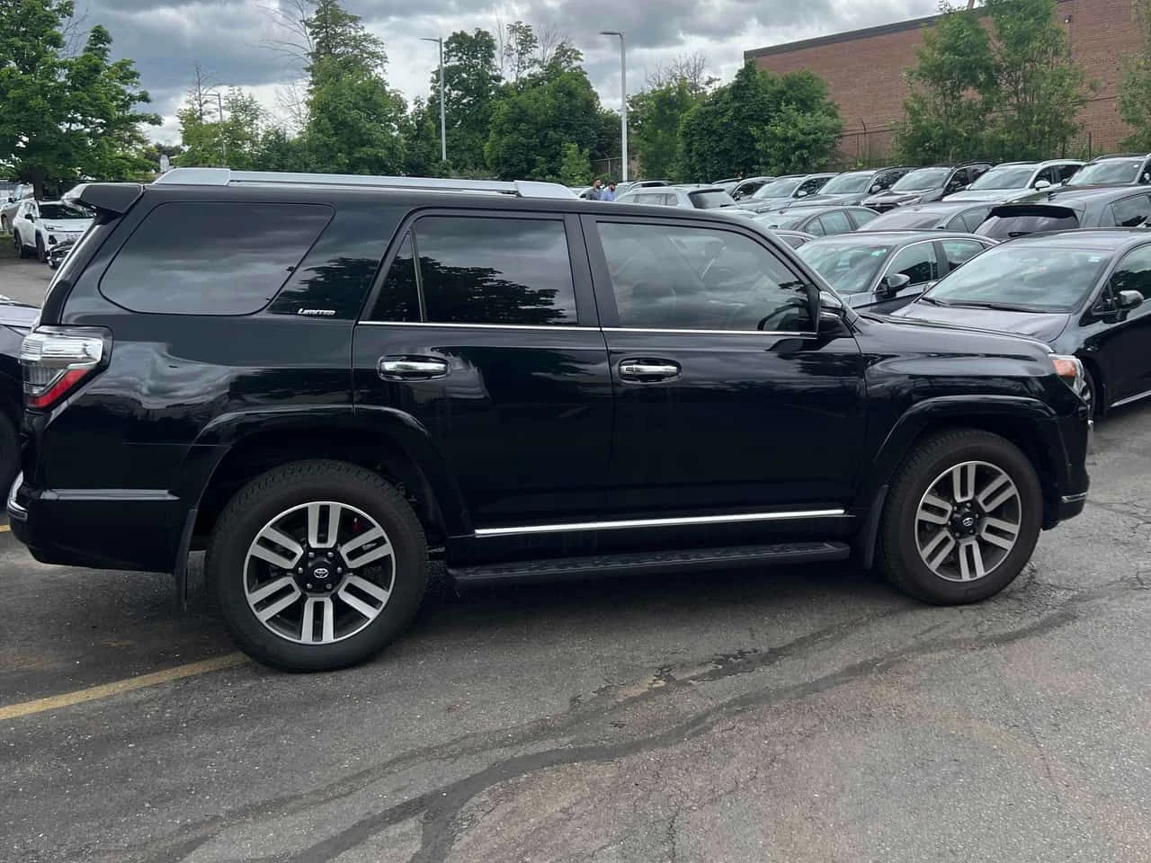 Toyota 4runner * 4WD * АВТОКРЕДИТ БЕЗ ПЪРВОНАЧАЛНА ВНОСКА* , снимка 3 - Автомобили и джипове - 55337897