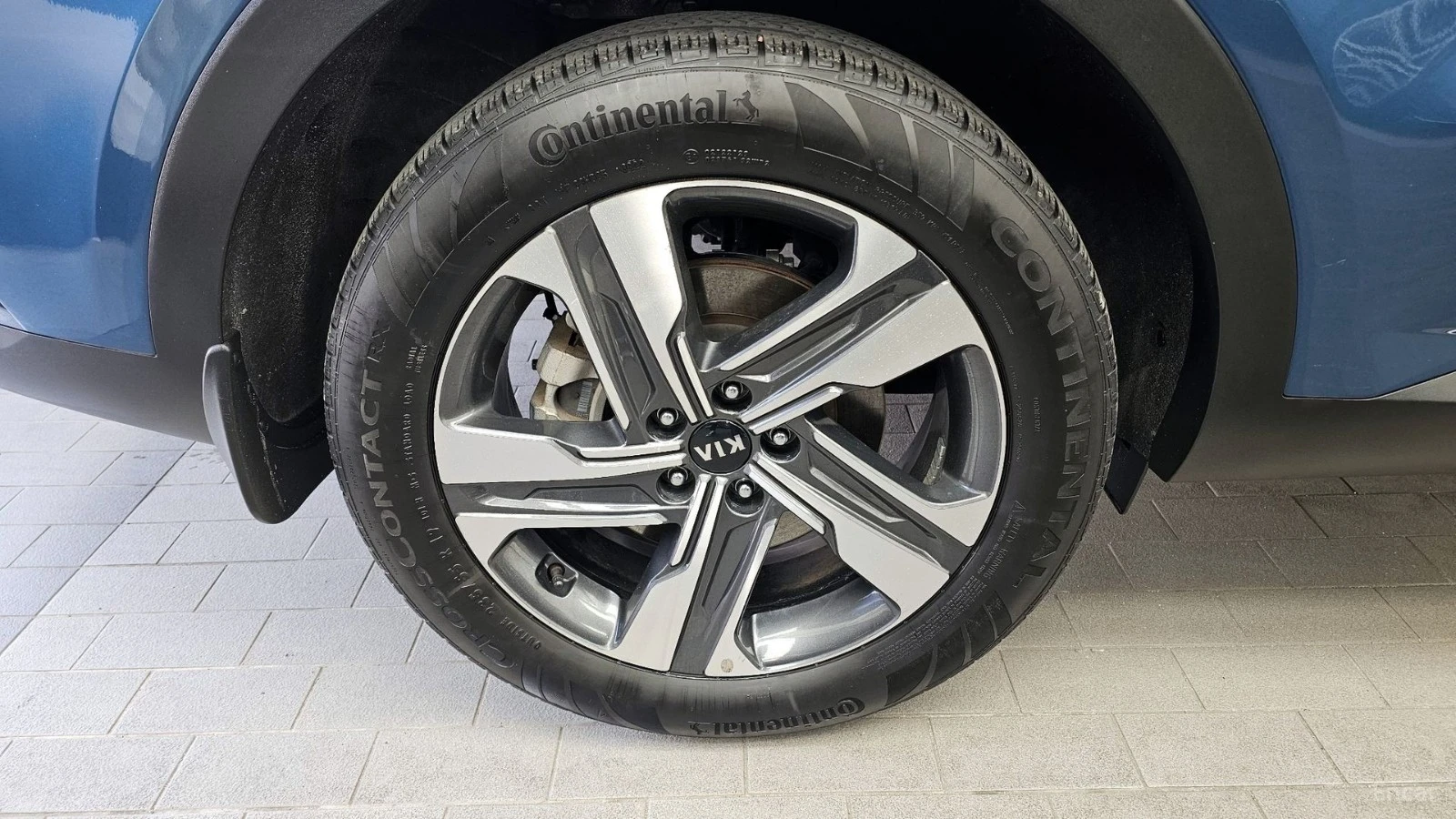 Kia Sorento SIGNATURE* HYBRID* 4x4* 360* DISTRO* LANE* ОБДУХ, снимка 16 - Автомобили и джипове - 55442190