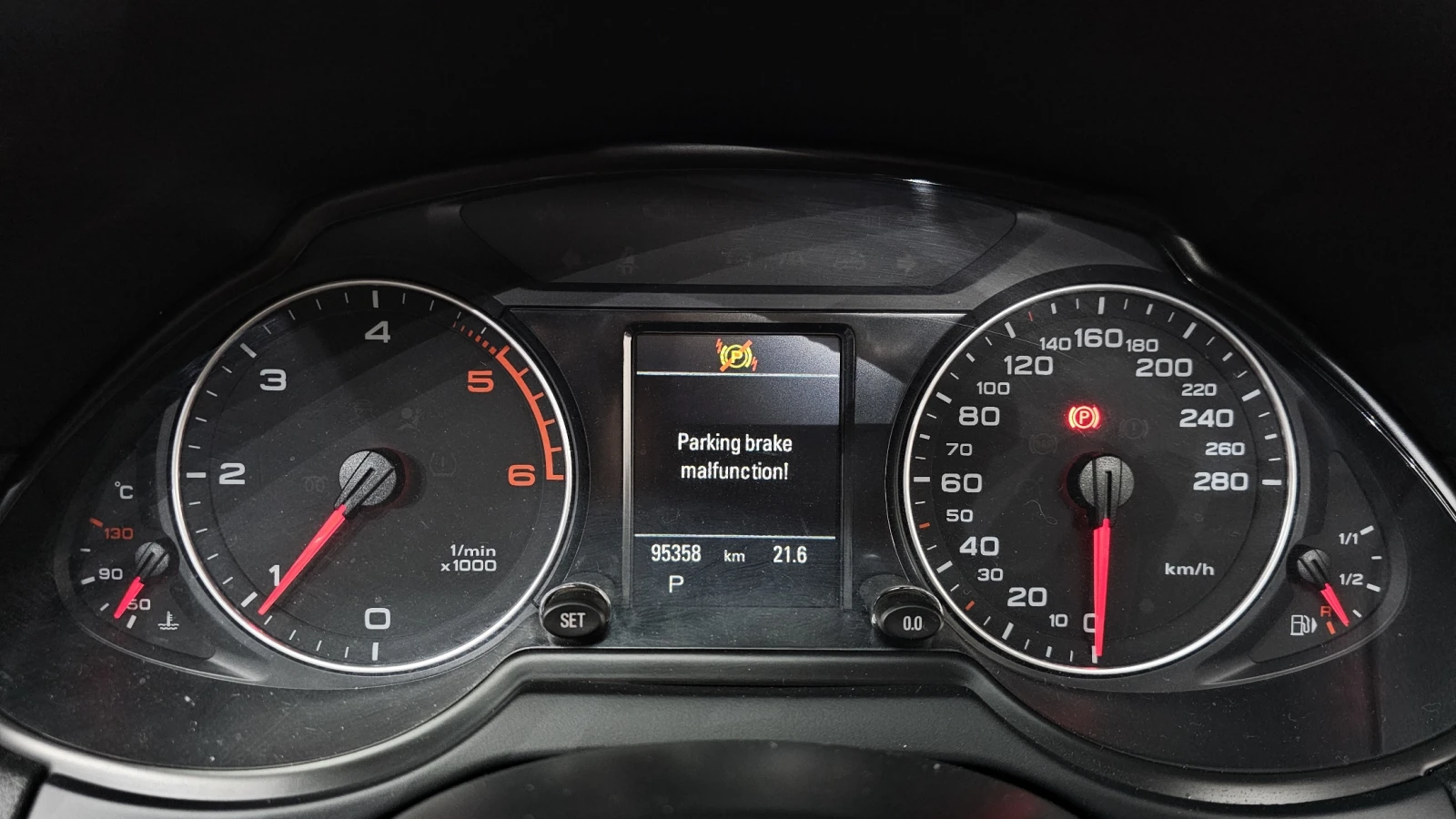 Audi Q5 2.0 TDI quattro* ЕЛ. БАГАЖНИК* ЛЮК* КРАЙНА ЦЕНА, снимка 8 - Автомобили и джипове - 55496033