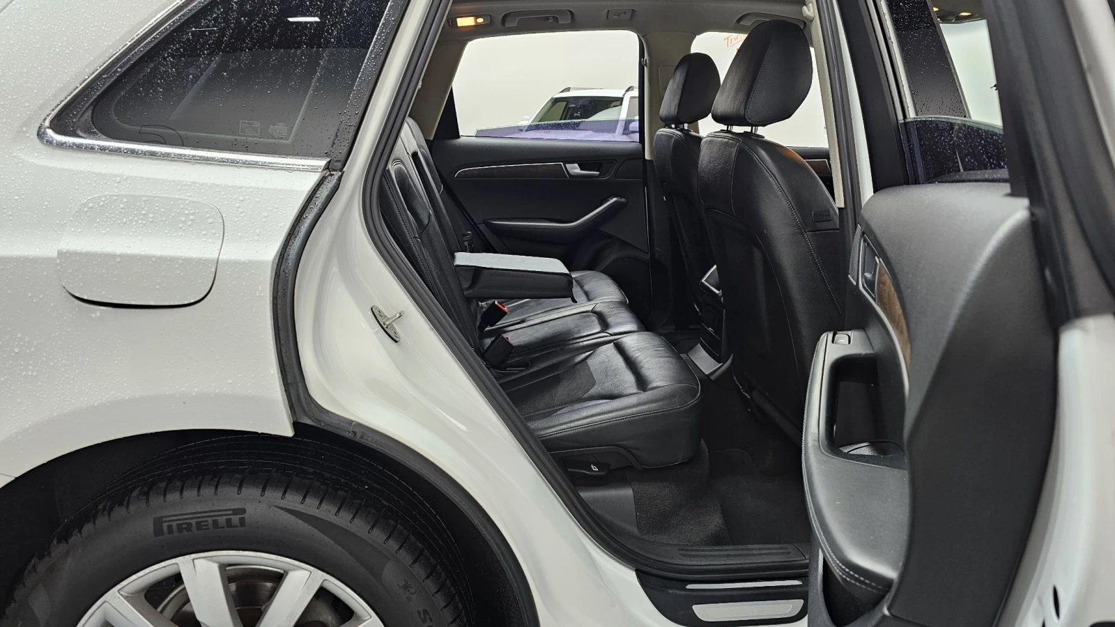 Audi Q5 2.0 TDI quattro* ЕЛ. БАГАЖНИК* ЛЮК* КРАЙНА ЦЕНА, снимка 11 - Автомобили и джипове - 55496033