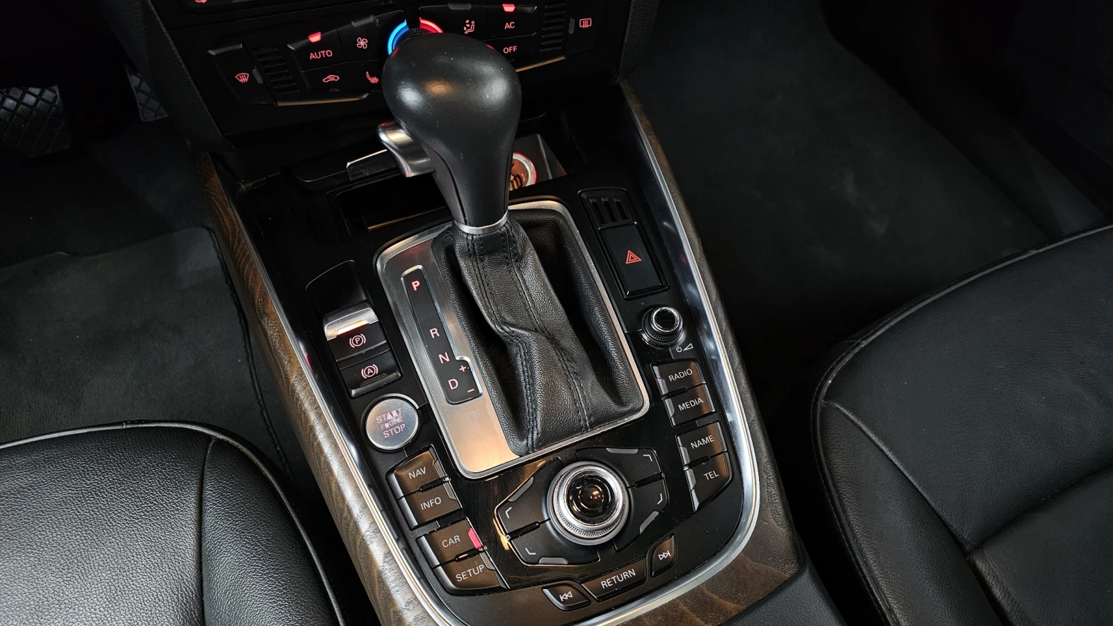 Audi Q5 2.0 TDI quattro* ЕЛ. БАГАЖНИК* ЛЮК* КРАЙНА ЦЕНА, снимка 9 - Автомобили и джипове - 55496033