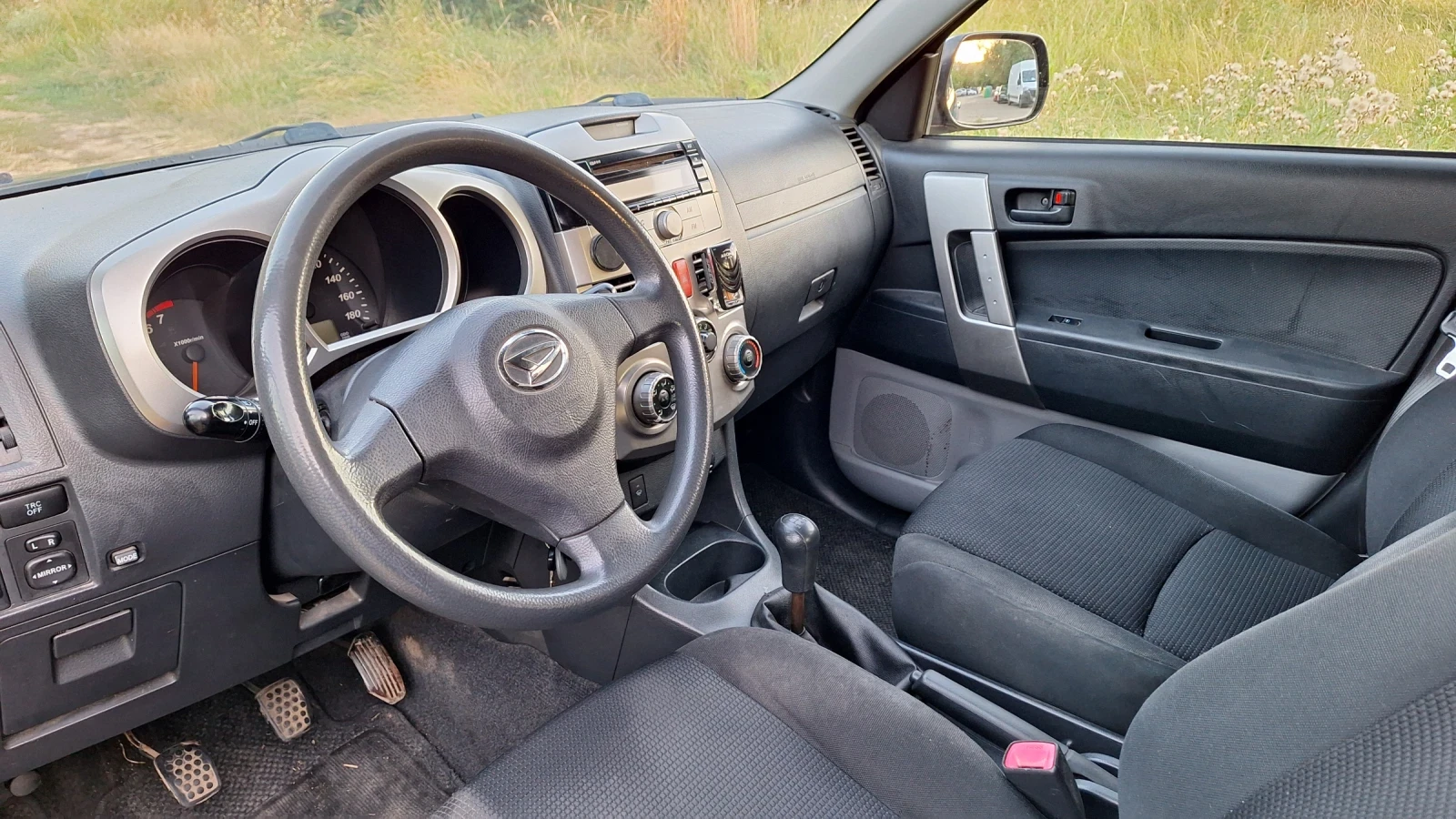 Daihatsu Terios 1.5 МН.ДОБЪР 4Х4 КЛИМ, снимка 6 - Автомобили и джипове - 55746250