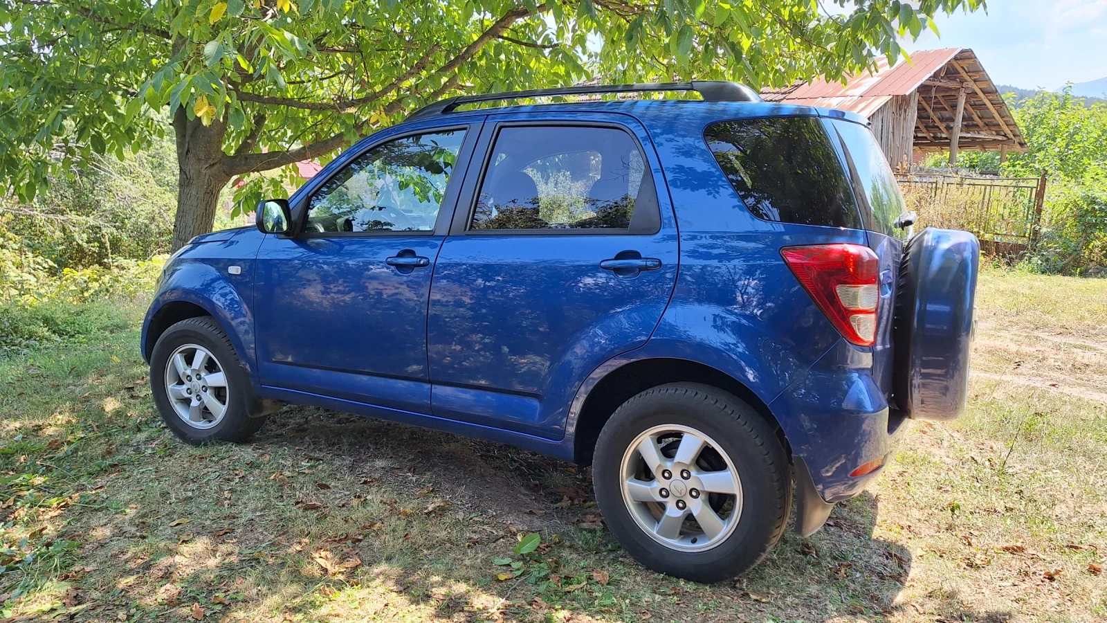 Daihatsu Terios 1.5 МН.ДОБЪР 4Х4 КЛИМ