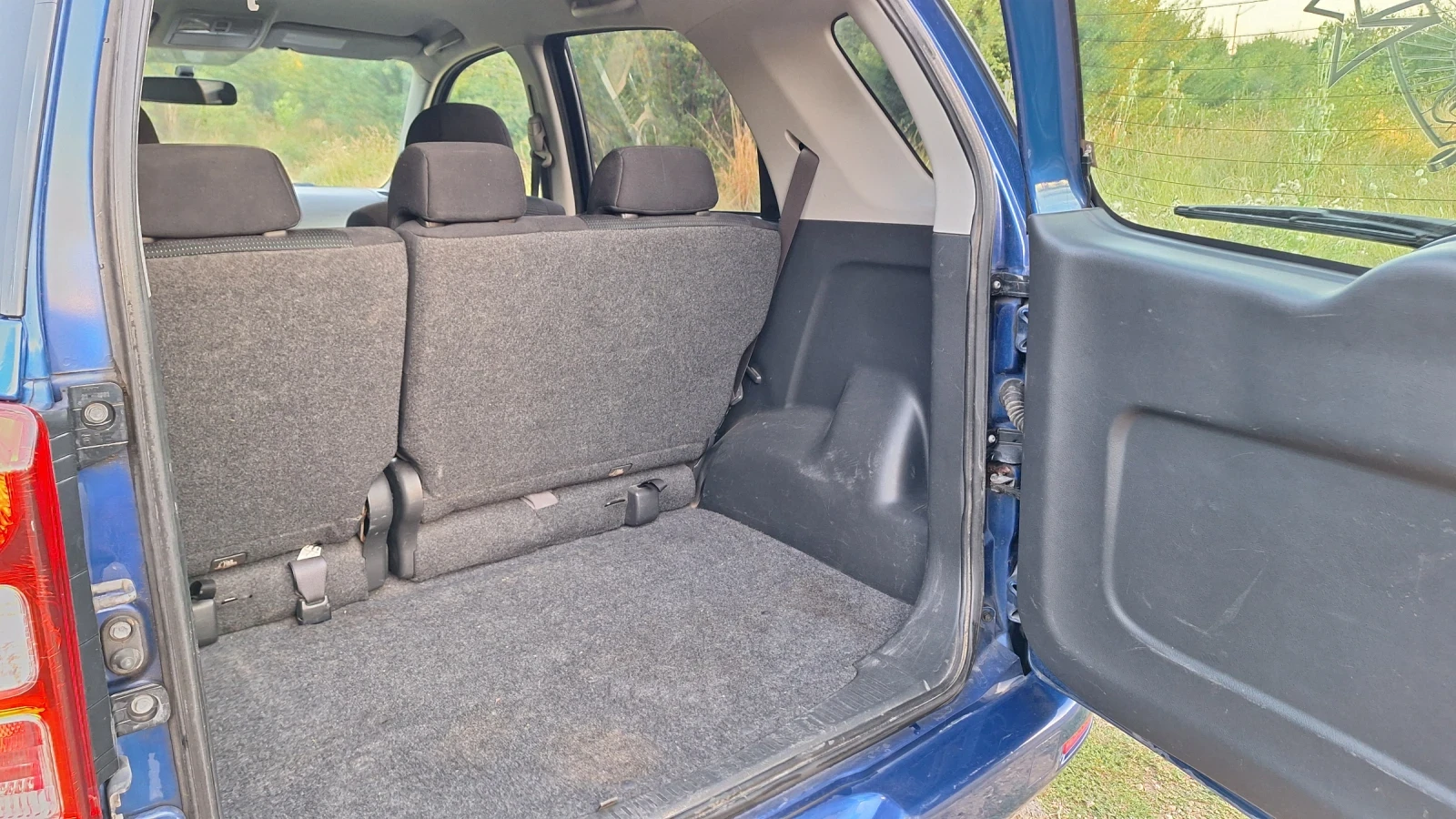 Daihatsu Terios 1.5 МН.ДОБЪР 4Х4 КЛИМ, снимка 8 - Автомобили и джипове - 55746250