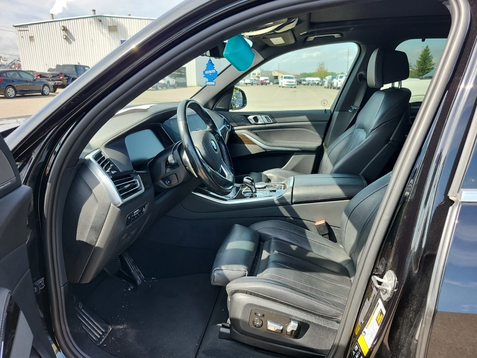 BMW X5 Xdrive40i, ОБДУХВАНЕ, ПАНО, АВТОКРЕДИТ, снимка 3 - Автомобили и джипове - 56039459