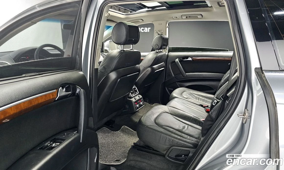 Audi Q7 4.2 FSI Quattro 4L, снимка 10 - Автомобили и джипове - 56122194