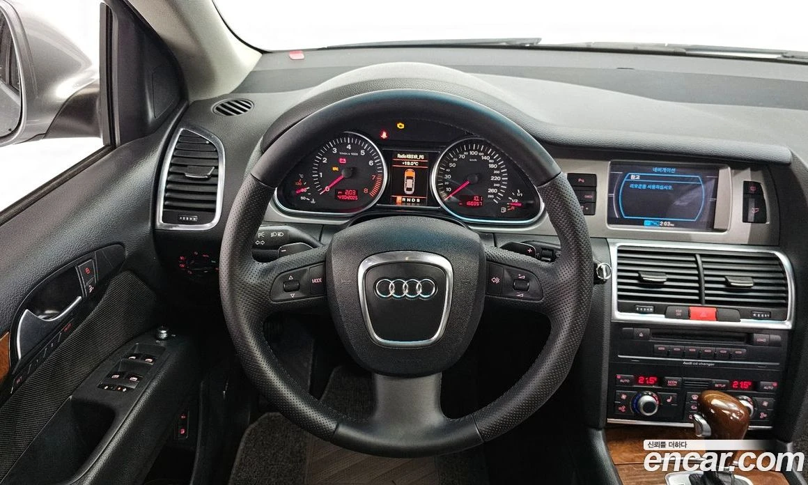 Audi Q7 4.2 FSI Quattro 4L, снимка 13 - Автомобили и джипове - 56122194