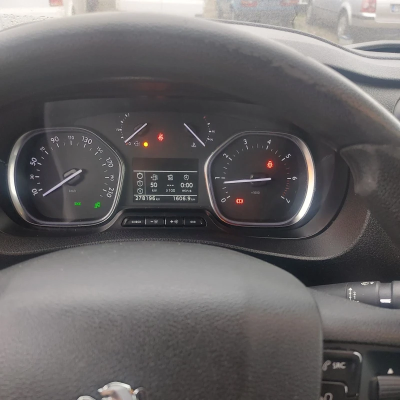 Peugeot Expert Ориг.КМ и БОЯ, снимка 13 - Бусове и автобуси - 52337199