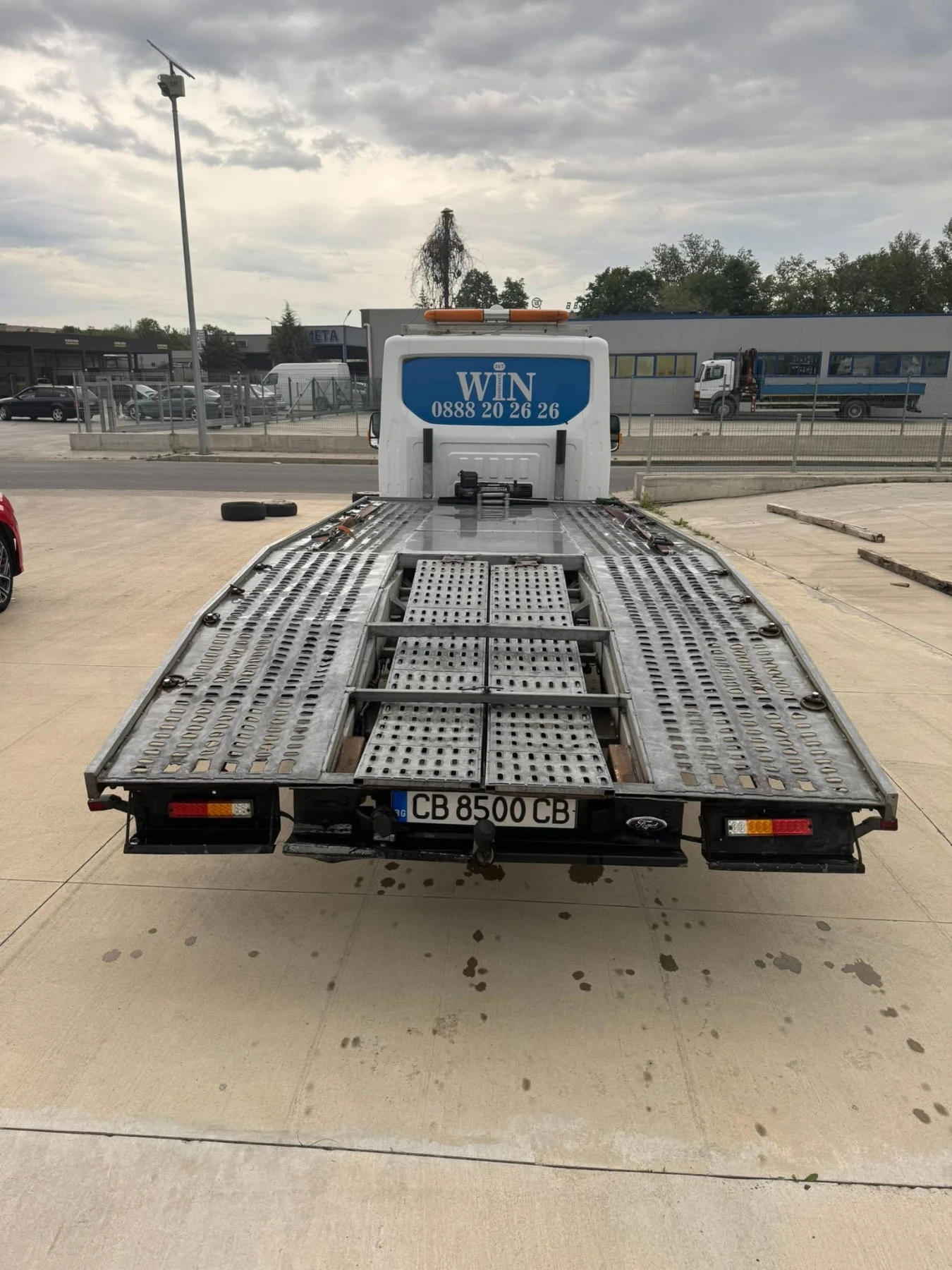 Ford Transit Пътна помощ - изображение 2