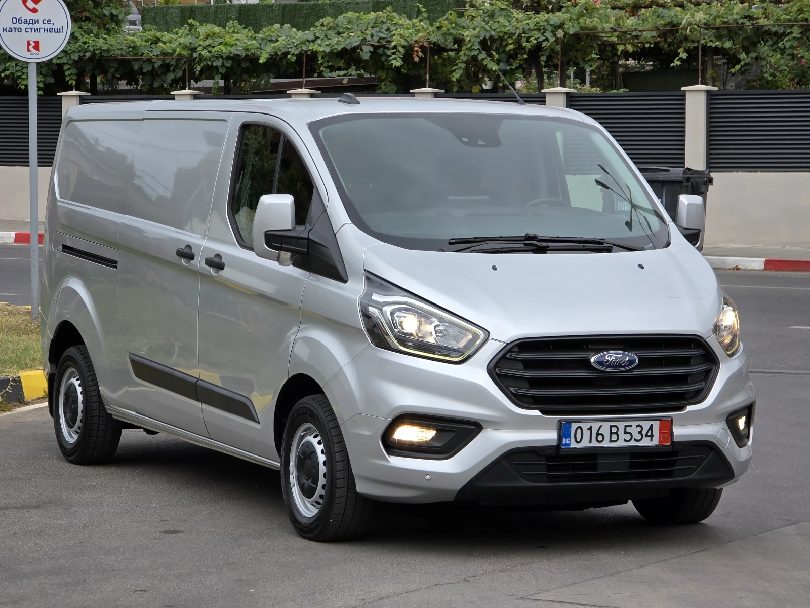 Ford Transit Custom Топ състояние , снимка 3 - Бусове и автобуси - 56046401