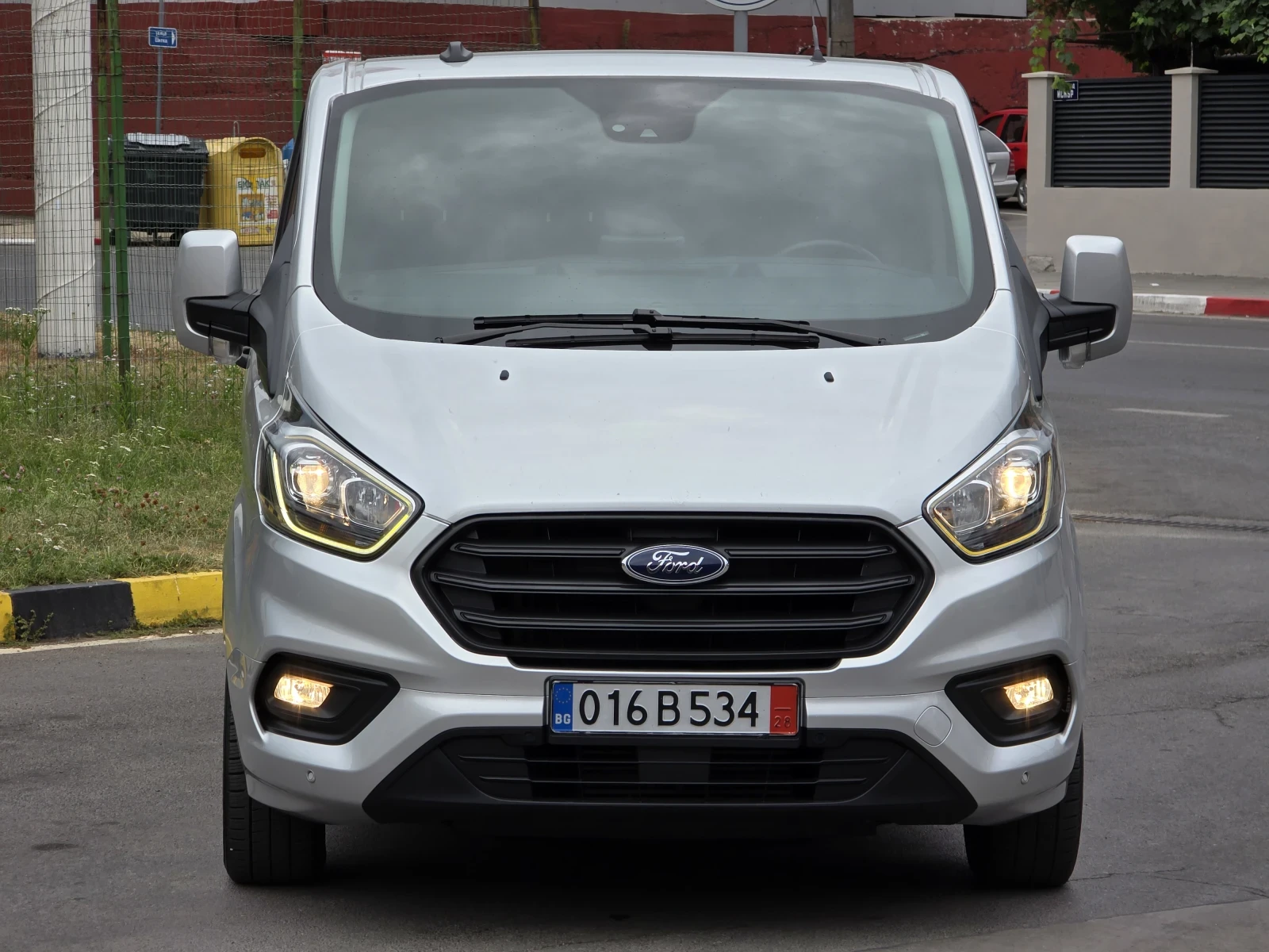 Ford Transit Custom Топ състояние , снимка 4 - Бусове и автобуси - 56046401