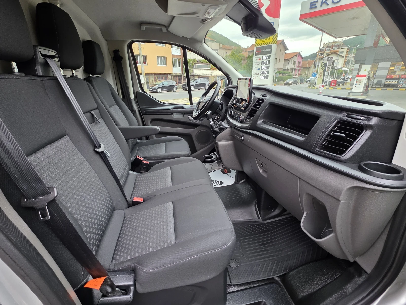 Ford Transit Custom Топ състояние , снимка 15 - Бусове и автобуси - 56046401