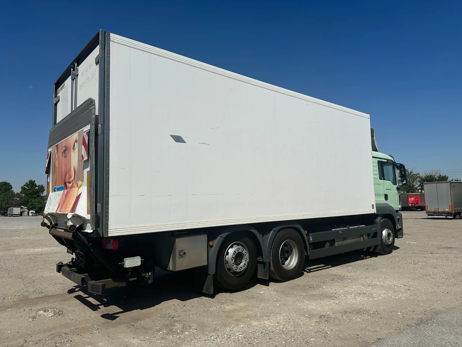 Man Tgs TGS 26.440 6x2-2 LL - изображение 7