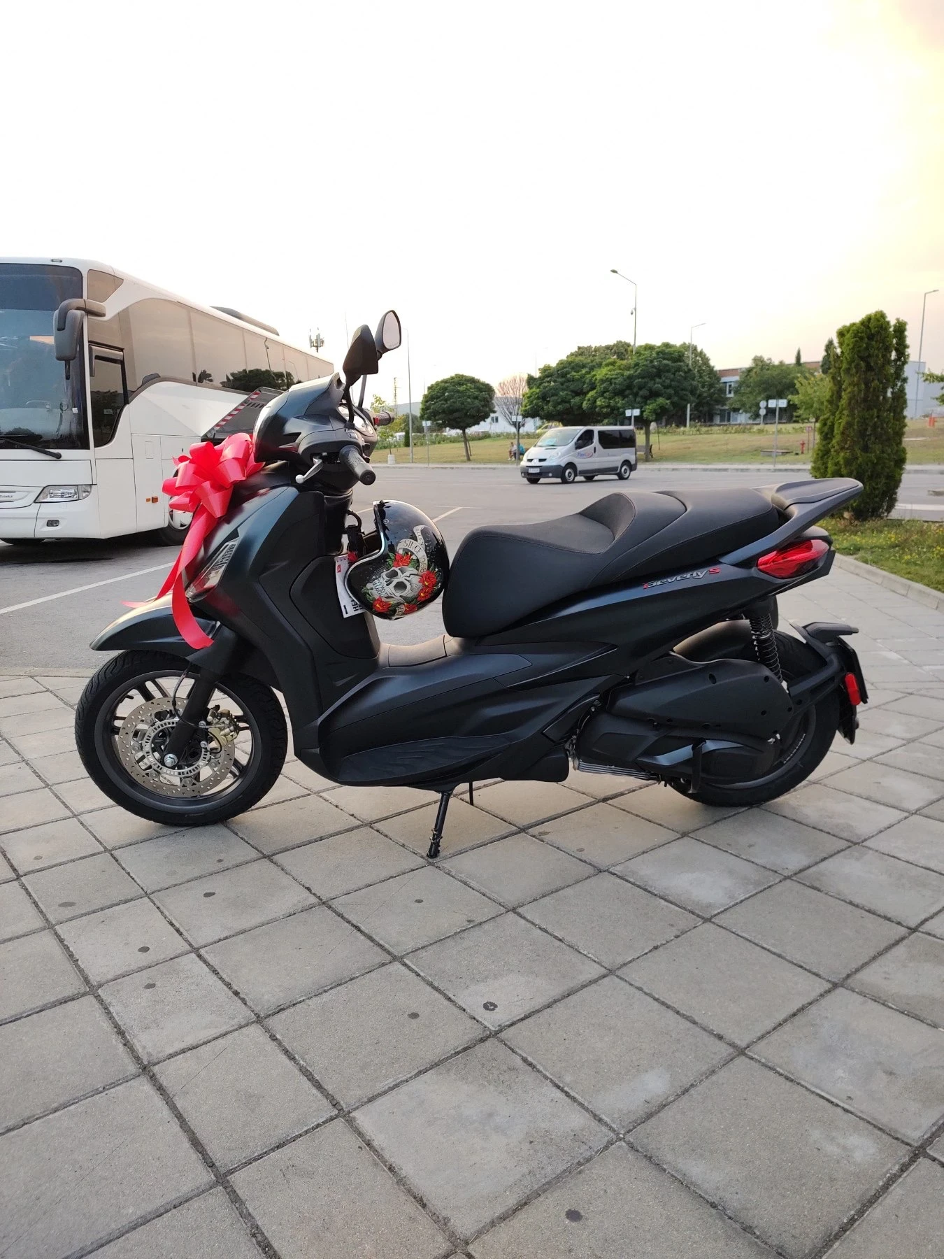 Piaggio Beverly S 300hpe - изображение 4