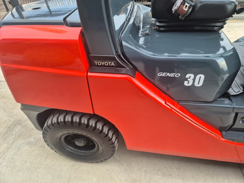 Мотокар Toyota 3 тонен / ДИЗЕЛ / РОТАТОР / ПАРНО , снимка 11 - Индустриална техника - 53261610