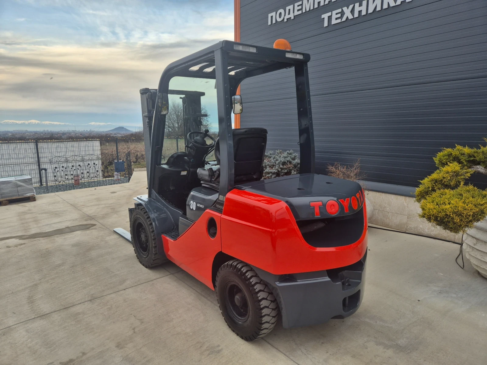 ������� Toyota 3 ����� / ����� / ������� / �����  | Mobile.bg � ����������� 3