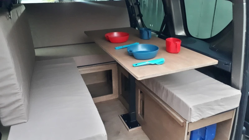 Продавам оборудване за преустройство на Dacia Dokker в миниКемпър., снимка 2 - Части - 53648663