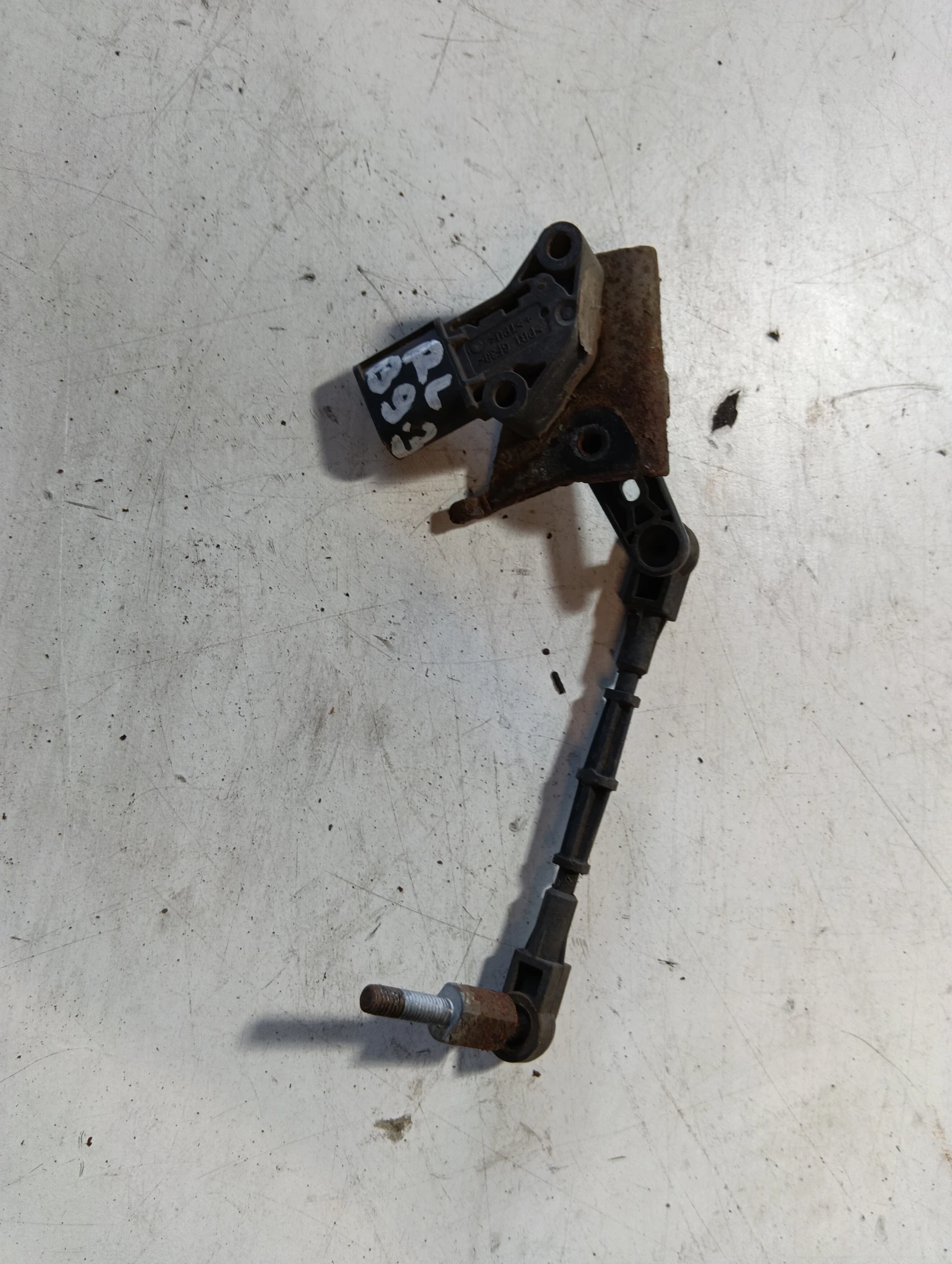 датчик окачване заден ляв 4M0907503 Audi A4