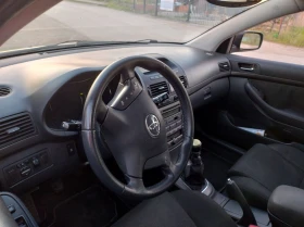 Обява за продажба на Toyota Avensis 2.2 d4d ~3 699 лв. - изображение 3