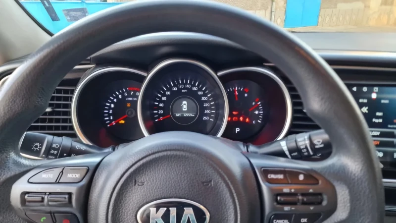 Kia K5 ГАЗ течна фаза, снимка 5 - Автомобили и джипове - 43568394