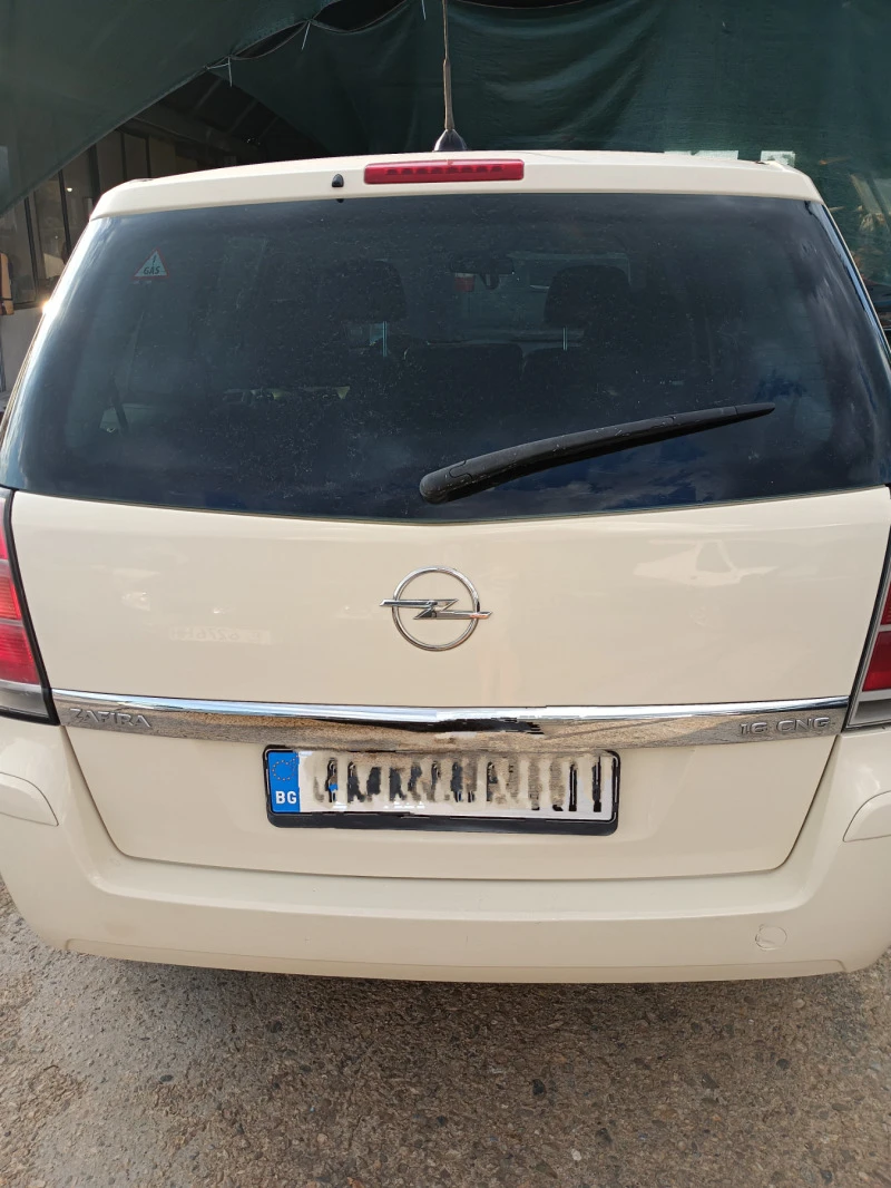 Opel Zafira  Газ/Бензин, снимка 2 - Автомобили и джипове - 46802132