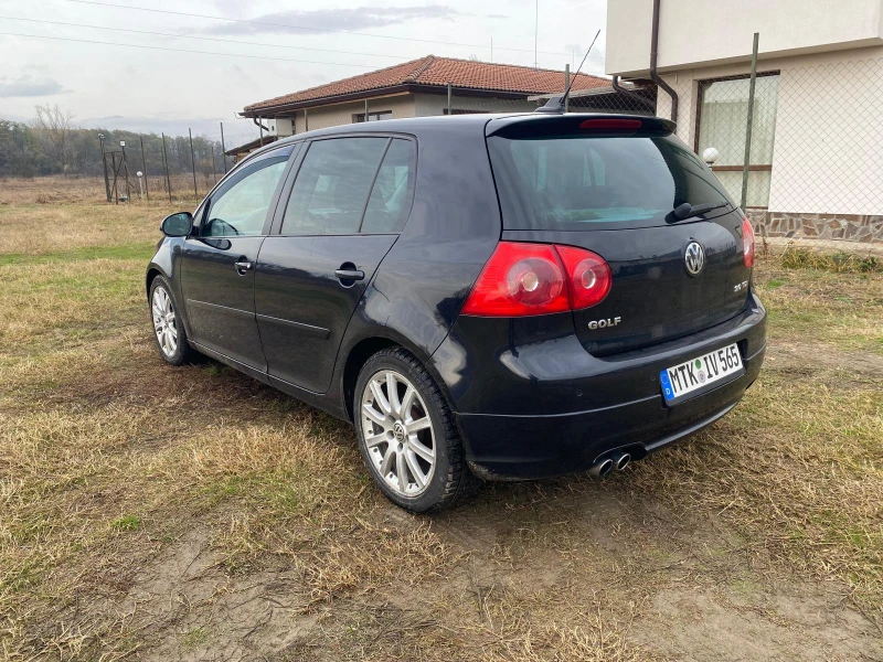 VW Golf 5, снимка 6 - Автомобили и джипове - 48468520