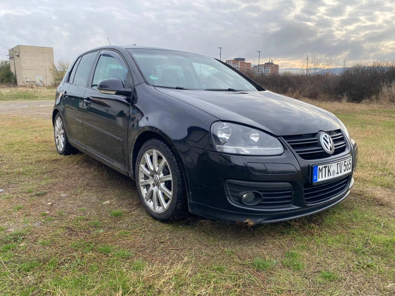 VW Golf 5, снимка 3 - Автомобили и джипове - 48468520