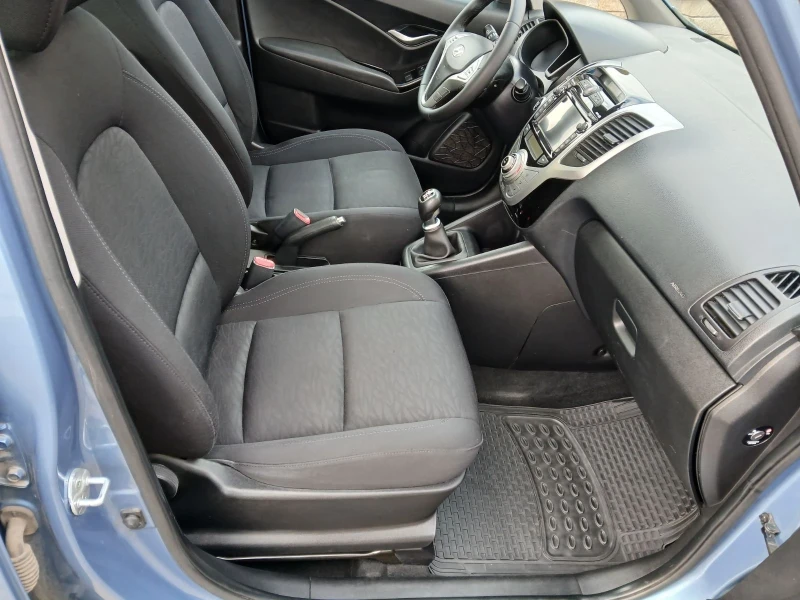 Hyundai Ix20 CRDi, снимка 7 - Автомобили и джипове - 49227089