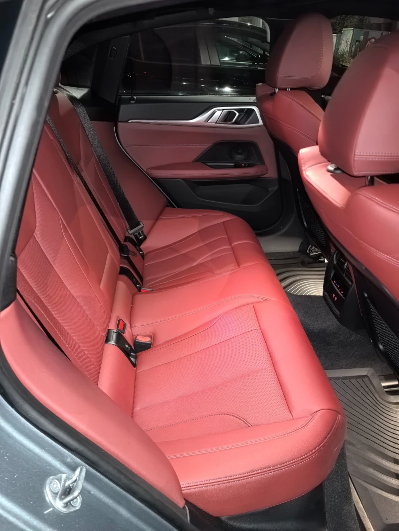 BMW i4 35, снимка 10 - Автомобили и джипове - 51583775