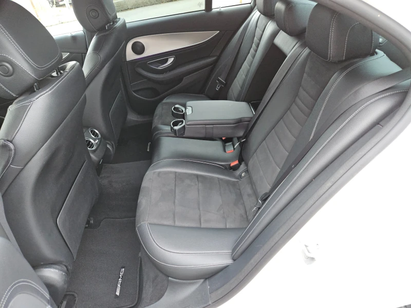Mercedes-Benz E 220 AMG/BLACK FRIDAY/9G/HeadUp/LED/NAVI/БЛУТУТ/EURO 6C, снимка 16 - Автомобили и джипове - 51943692