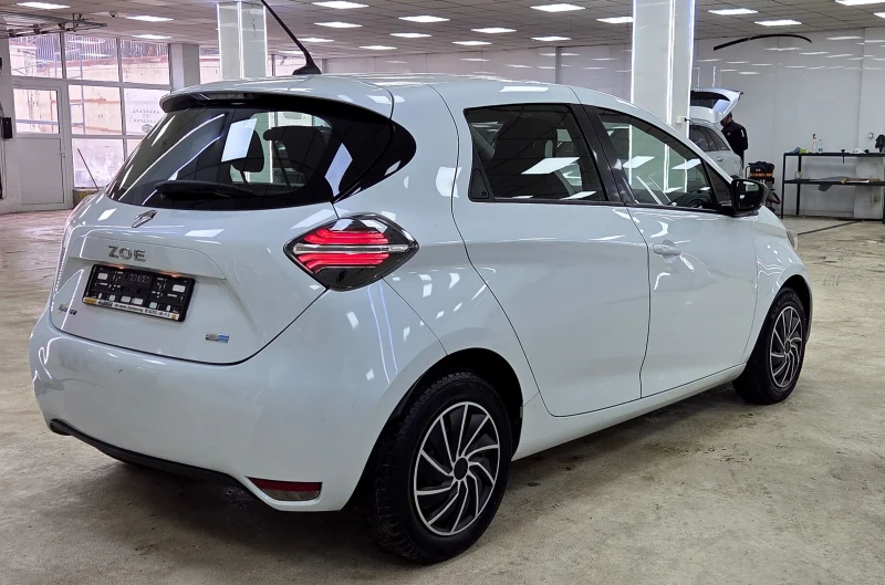 Renault Zoe R110/52KWh/В Гаранция/СЕРВИЗНИ ДОКУМЕНТИ, снимка 3 - Автомобили и джипове - 52722856