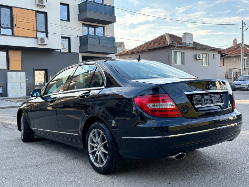 Mercedes-Benz C 220 AVANGARDE, снимка 4 - Автомобили и джипове - 52830201