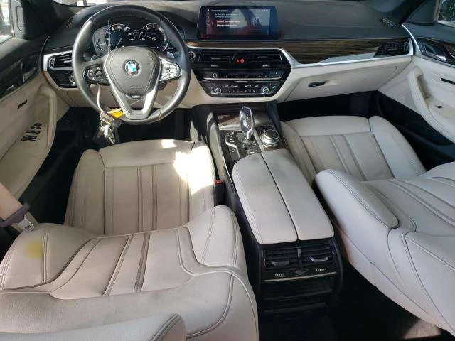 BMW 540 xDrive* B58* Жест. контрол* Амб. осветление* Подгр, снимка 8 - Автомобили и джипове - 47557951