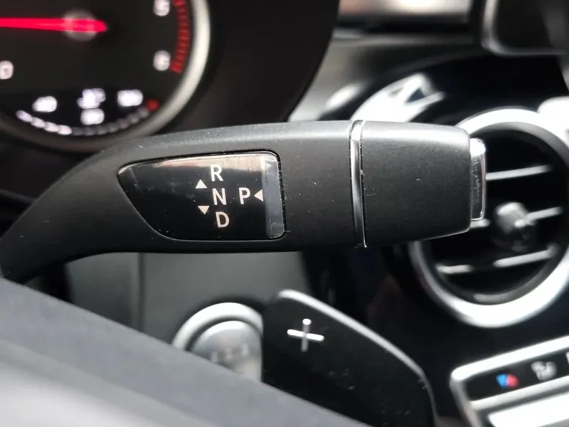 Mercedes-Benz C 200 2.0, снимка 9 - Автомобили и джипове - 54278003