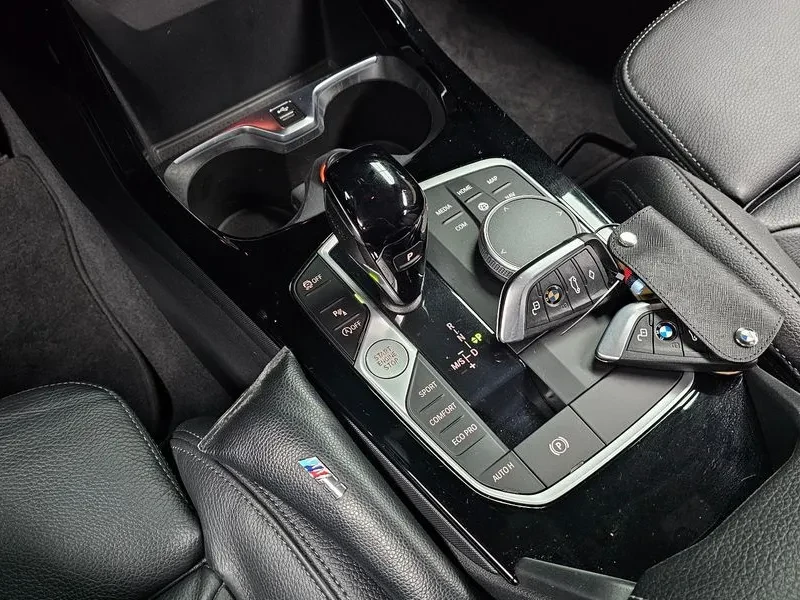 BMW 120 I ADVANTAGE, снимка 9 - Автомобили и джипове - 55363243