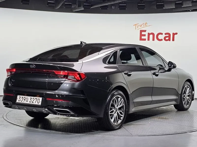 Kia K5 2.0 - САМО 30% АВАНС, снимка 2 - Автомобили и джипове - 55734819