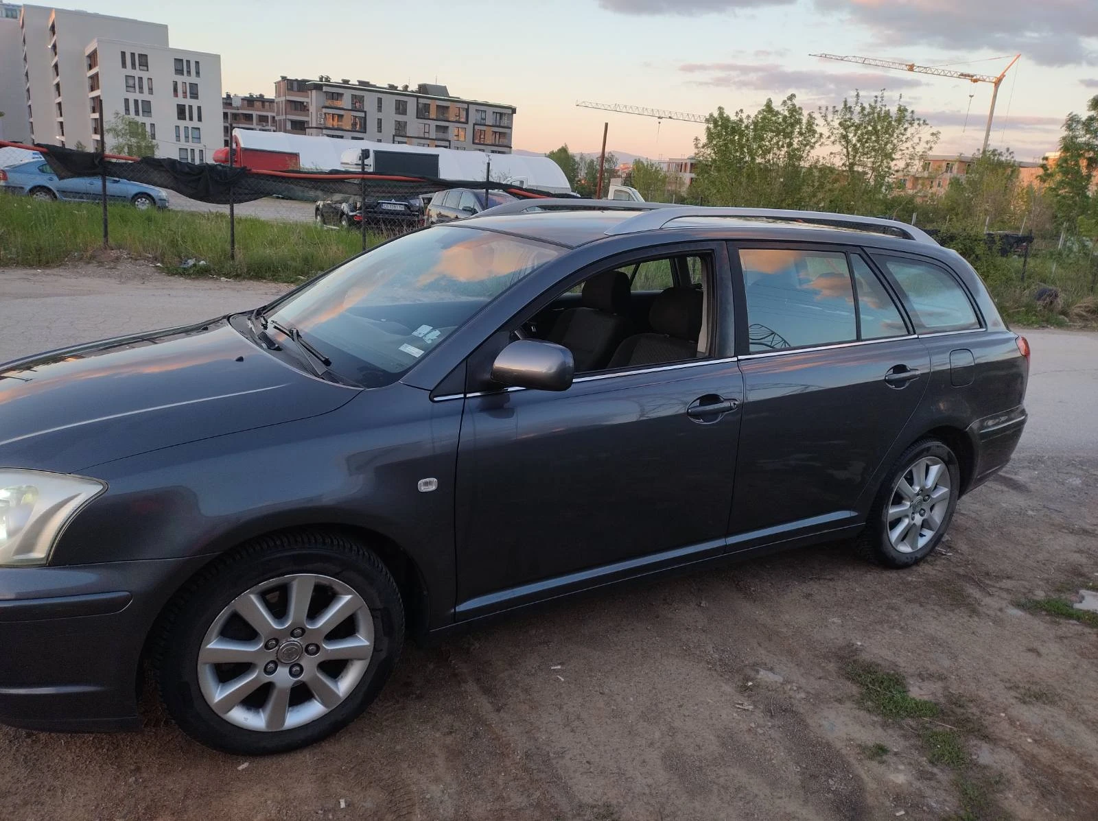 Toyota Avensis 2.2 d4d - изображение 3