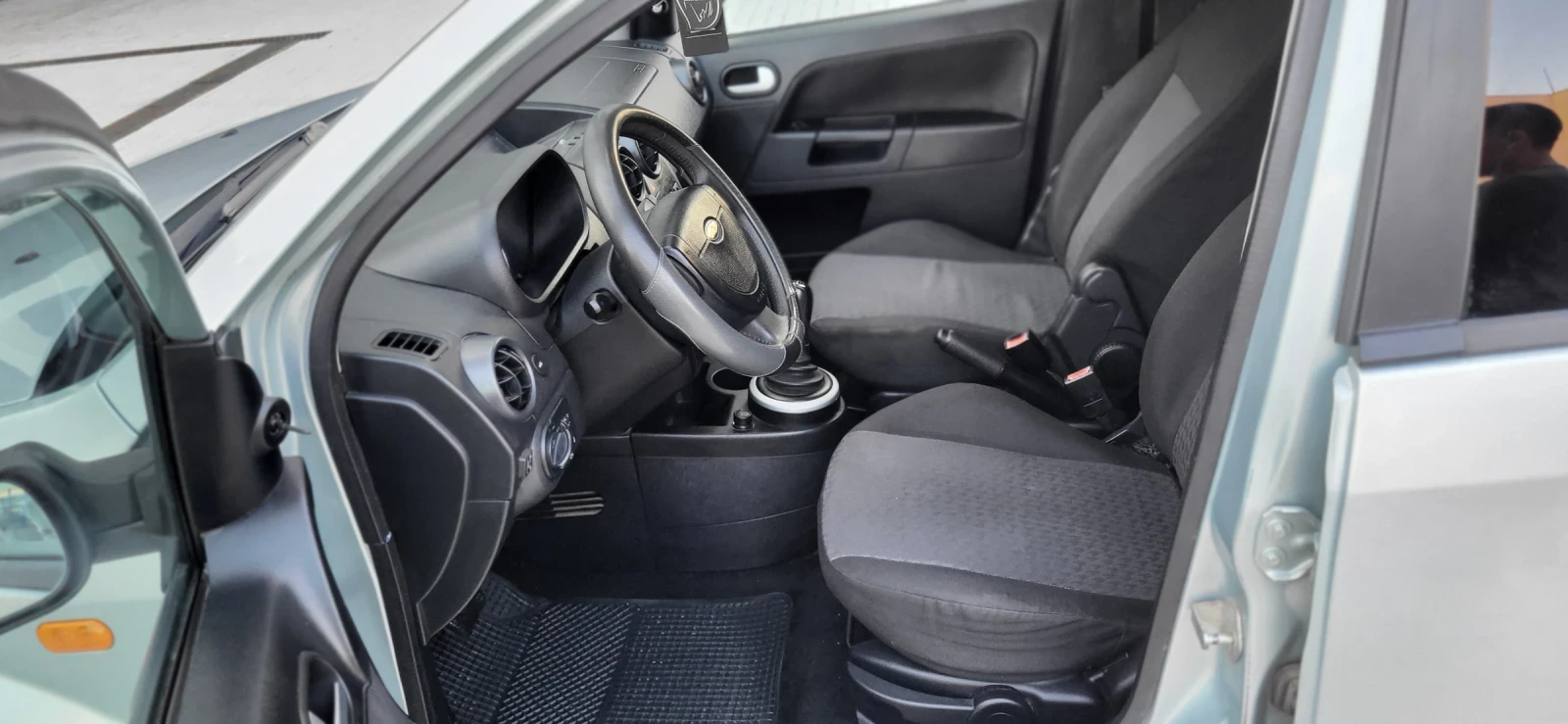 Ford Fusion 1.4 автомат с газов инжекцион - изображение 10