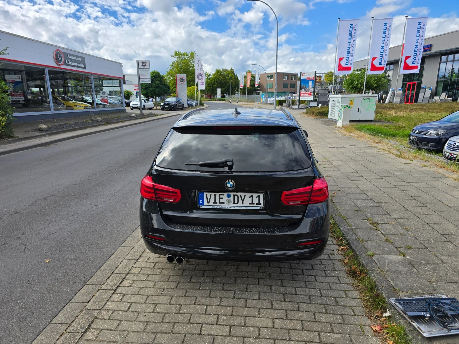 BMW 320 320da - изображение 2