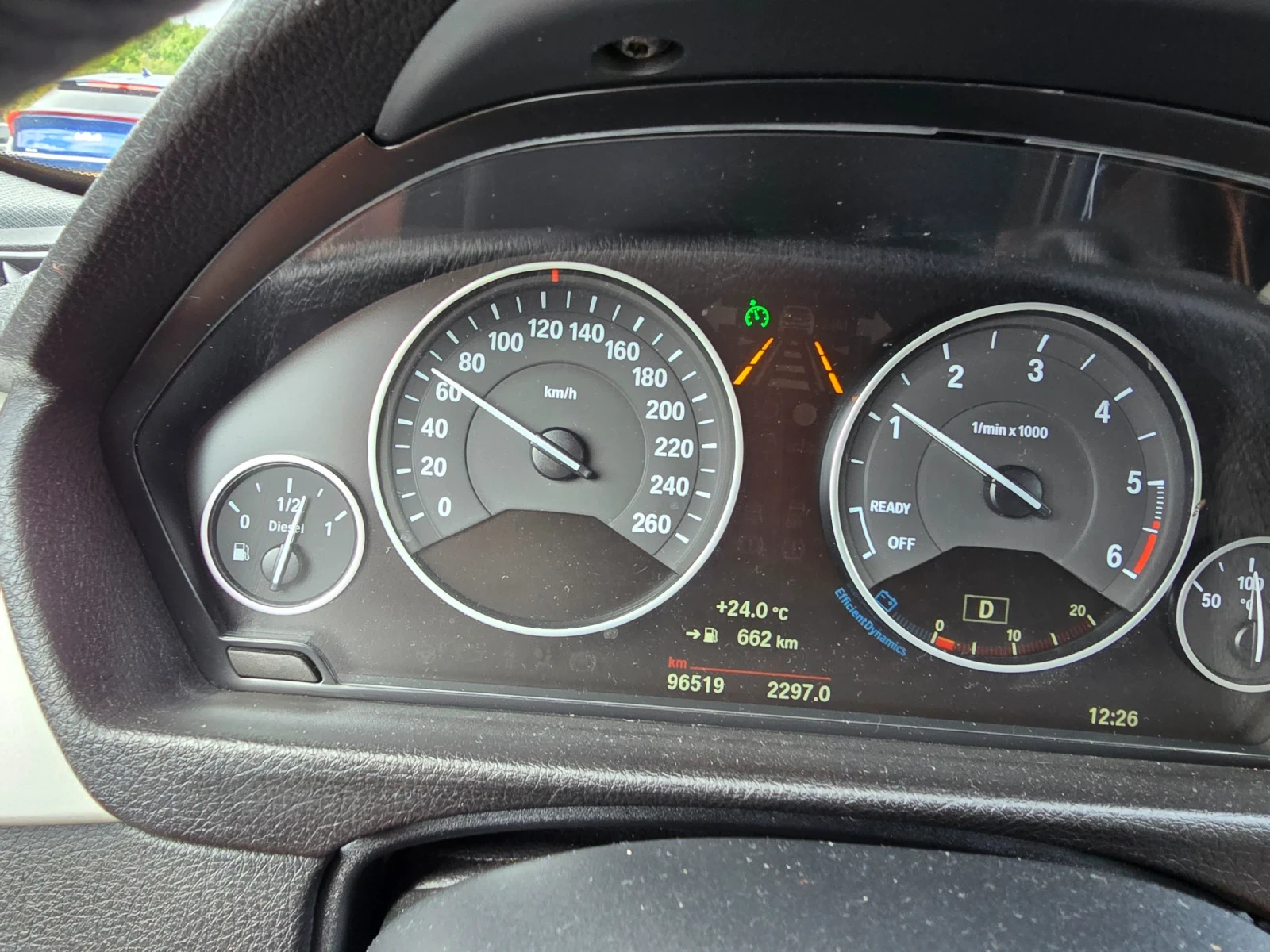 BMW 320 320da - изображение 7