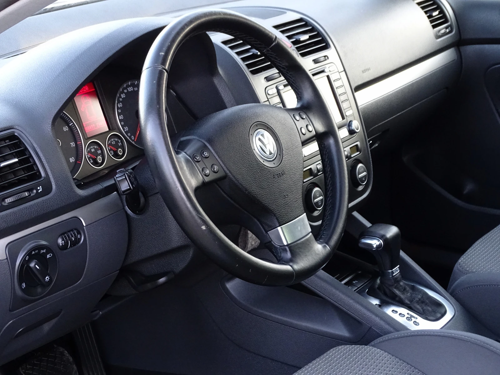 VW Golf 1.4TSI_PANORAMA_*  | Mobile.bg   10