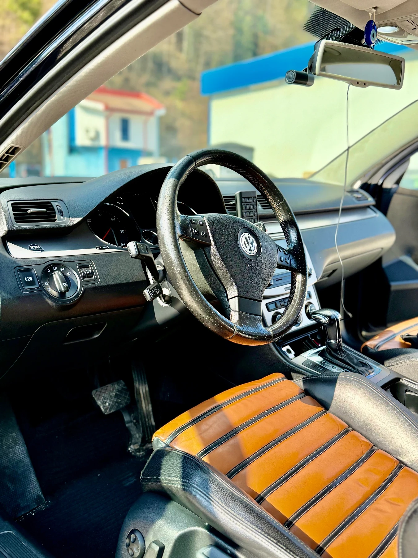 VW Passat 170 к.с DSG INDIVIDUAL, снимка 8 - Автомобили и джипове - 53753184